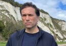 BBC “explainer” newsreader Ros Atkins to DJ at Glastonbury 2024